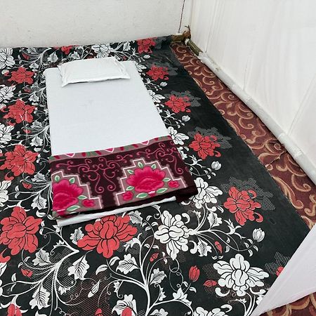 Arail Tent City Kumbh Cottage Mahakumbh -Near Arail Ghat And Naini Station Prayagraj Exterior foto